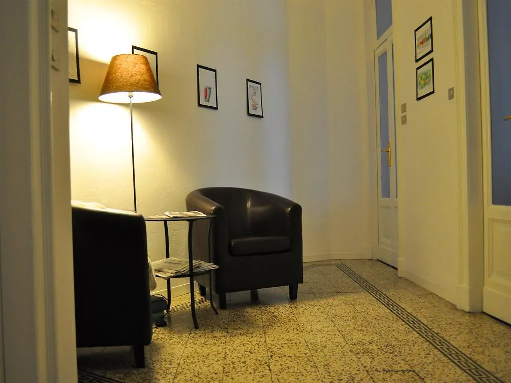 Bed & Breakfast Libeccio Bed&Breakfast Bed and Breakfast Milano Italia
